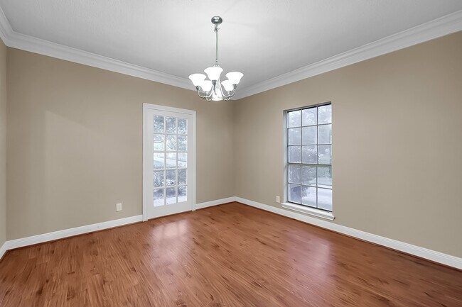 Building Photo - 1807 Brookchester Dr