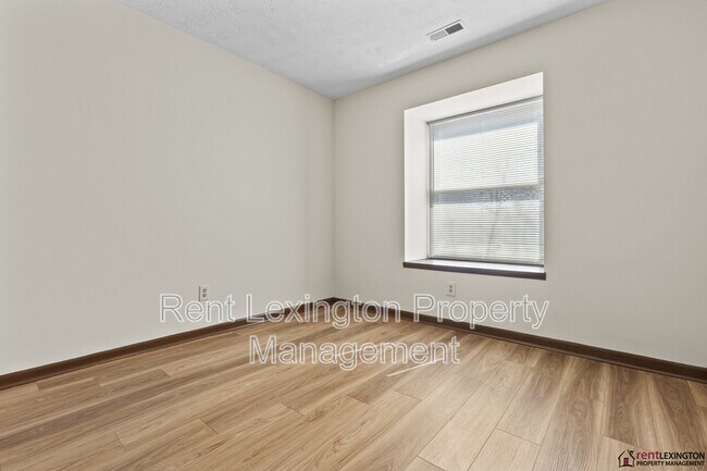 Building Photo - 3186 Beaver Creek Dr