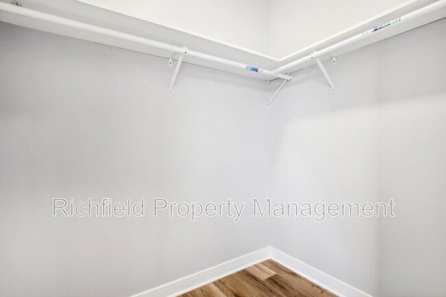 Building Photo - 2034-B E Maryland St