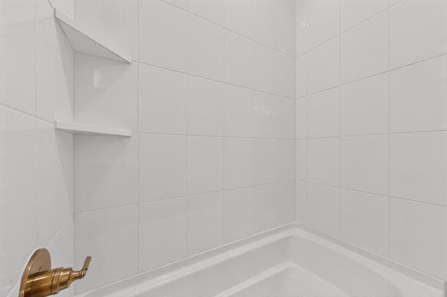 Building Photo - 8852 Magnet Dr