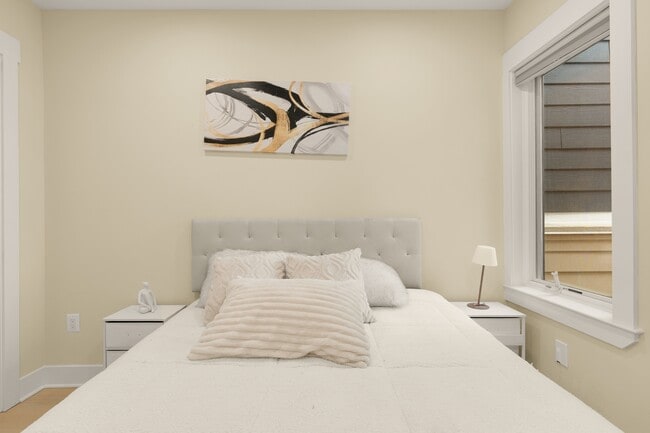 Building Photo - 822 Kennedy St NW