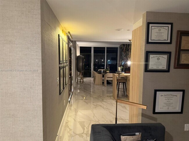 Building Photo - 16385 Biscayne Blvd