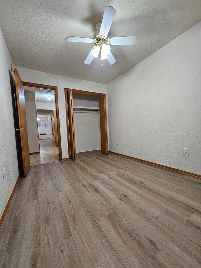 Guest Bedroom - 1905 SW E Ave