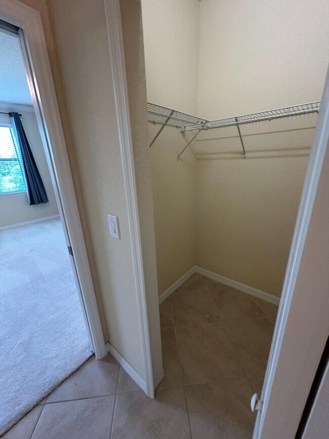 Building Photo - 7232 Ketch Pl