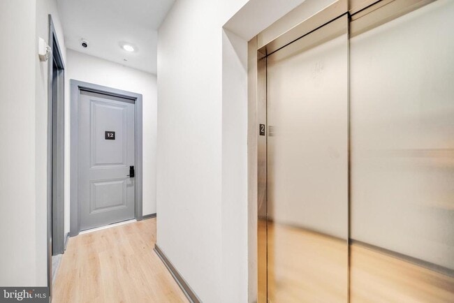 Building Photo - 710 Kennedy St NW