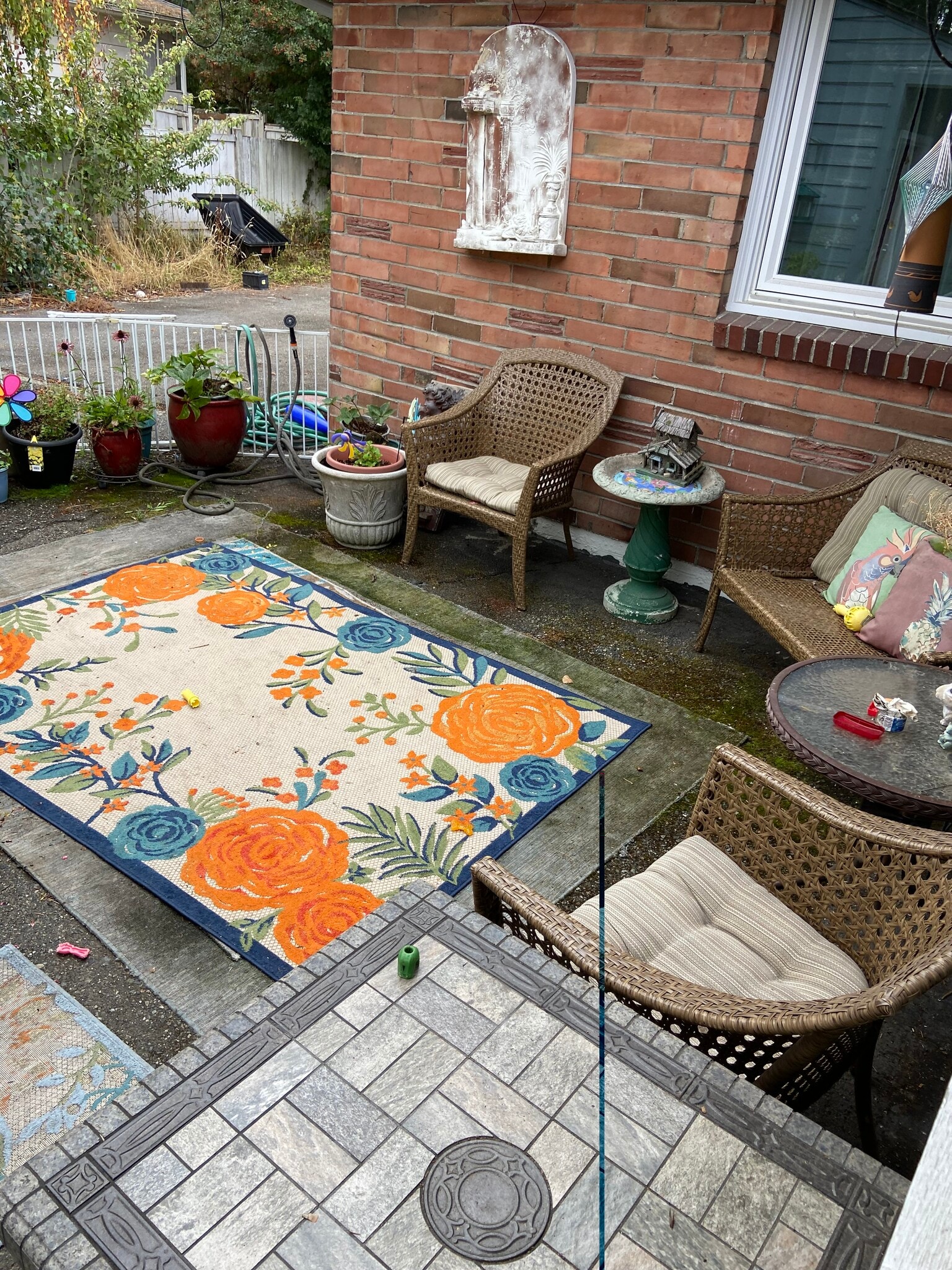 Shared outdoor space - 918 S 258th Pl