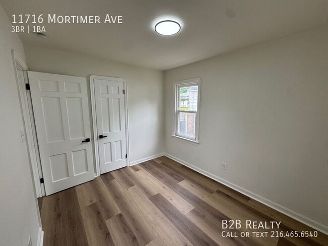 Building Photo - 11716 Mortimer Ave