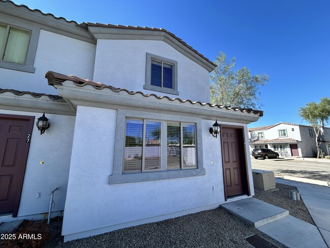 Primary Photo - 17402 N 19th Ave