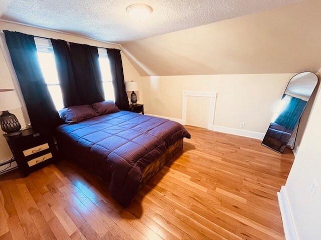 Building Photo - 117 Lloyd St