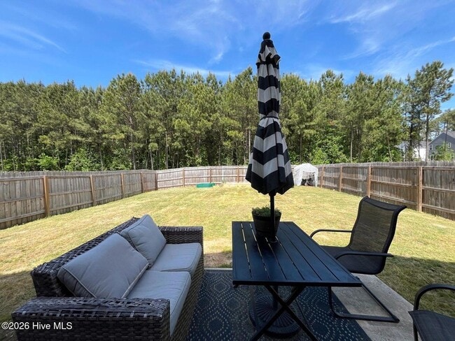 Building Photo - 784 Conductor Ct