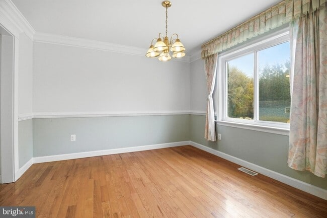 Building Photo - 14301 Perrywood Dr