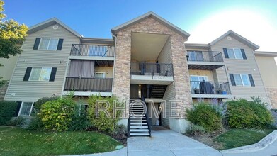 Building Photo - 1430 Westbury Way