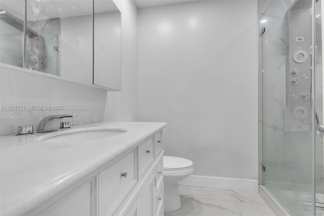 Building Photo - 10018 Hammocks Blvd