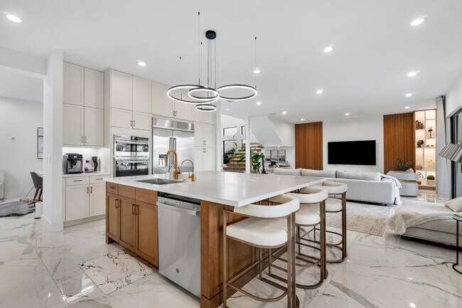 Building Photo - 17533 Sparkling River Rd