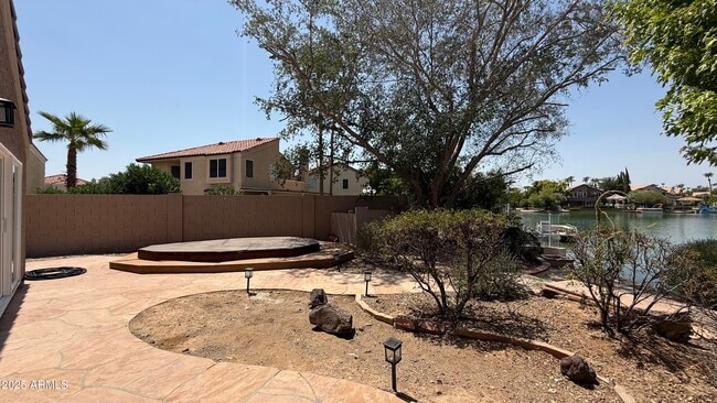 Building Photo - 16222 S 34th Way