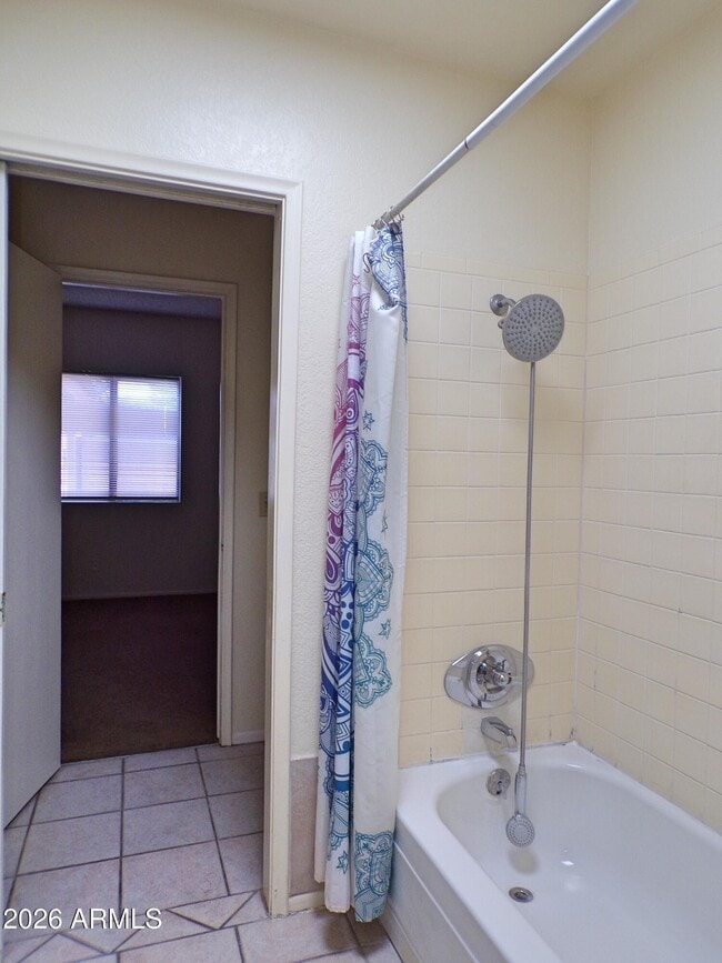 Building Photo - 4411 Buena Loma Way