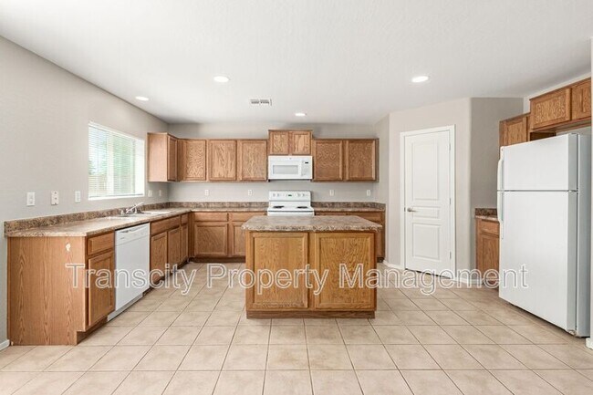 Building Photo - 39672 N Webb Cir