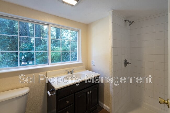 Building Photo - 9456 E Zayante Rd