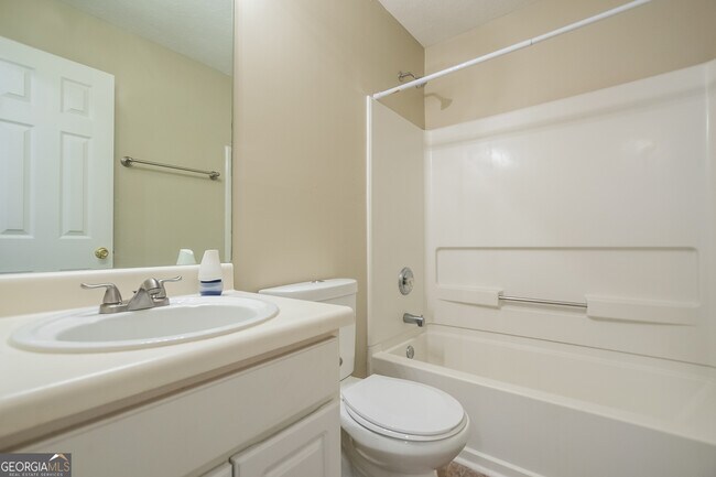 Building Photo - 2295 Burdett Ridge Dr
