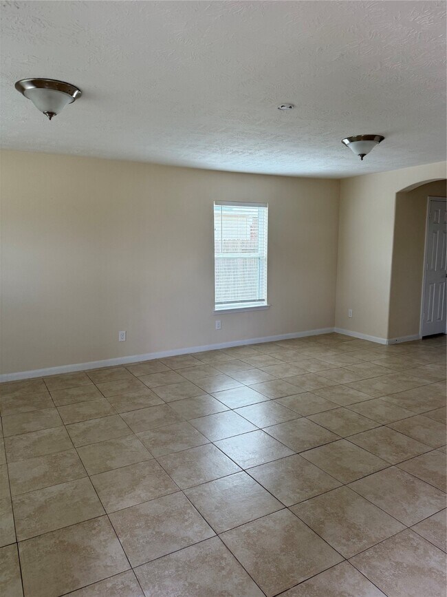 Building Photo - 7722 Pheasant Run