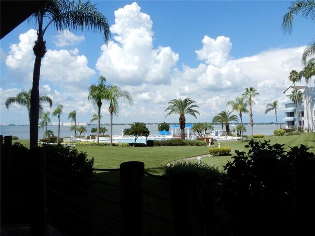 Primary Photo - 5277 Isla Key Blvd S