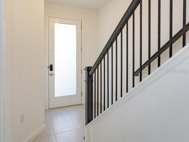 Building Photo - 2353 Brix St