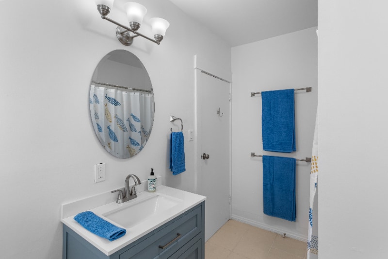 Building Photo - 1541 Linden Ave