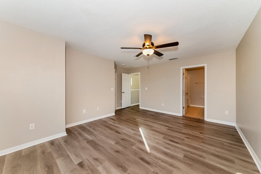 Building Photo - 11527 84th St Cir E