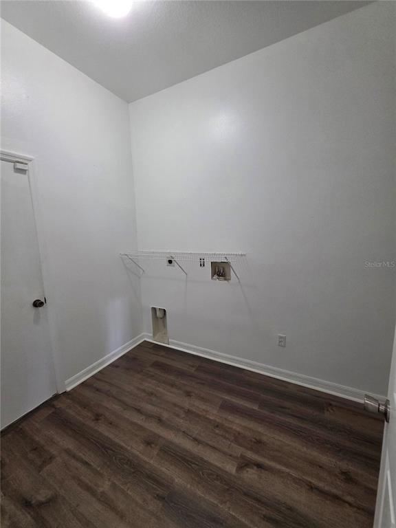 Building Photo - 2818 NE 24th Pl