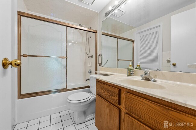 Building Photo - 6111 Cedar Ct
