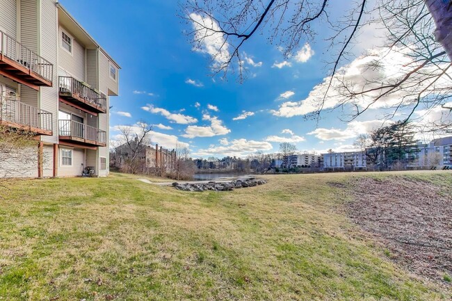 Building Photo - FRESH & READY -- Elegant 3 bedroom, 2.5 bath - 2 Level Condo!