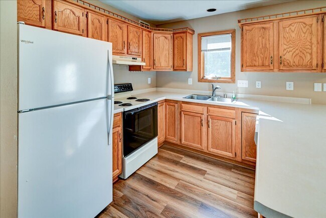 Building Photo - 309 Trail Side Dr