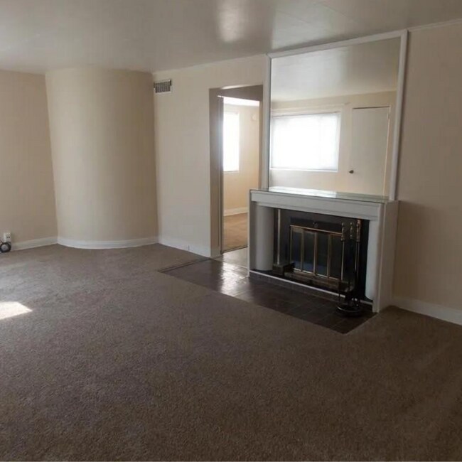 Primary Photo - 120 36th St NE