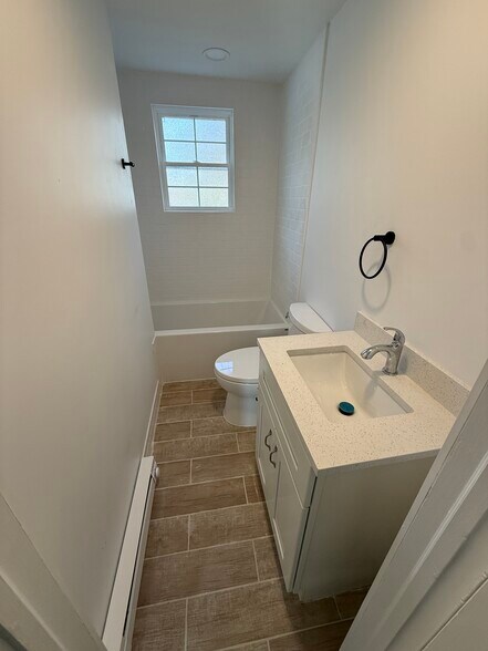 Building Photo - 173 US Highway 46