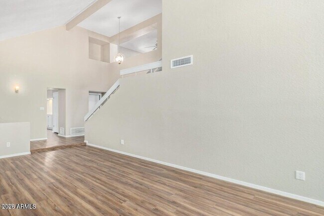 Building Photo - 6920 W Morrow Dr