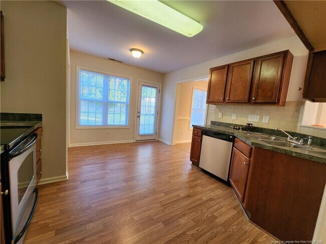 Building Photo - 2305 Gray Goose Loop
