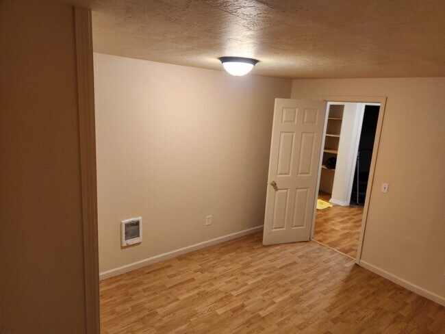 Building Photo - 3-Bedroom 1 1/2-Bathroom home in Creswell