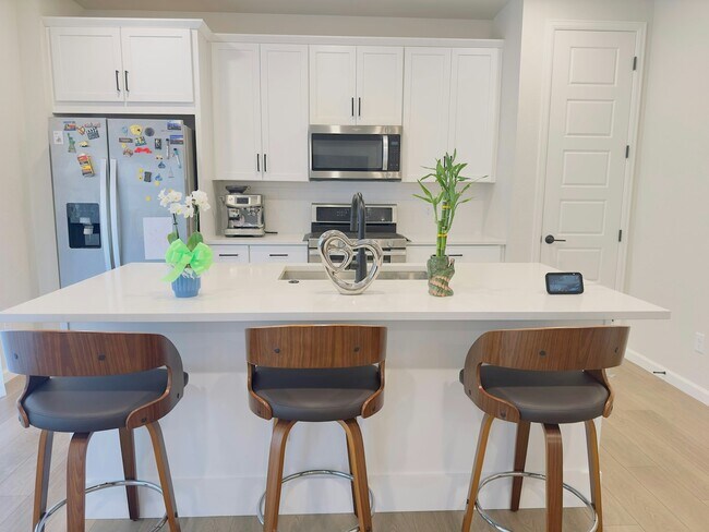 Building Photo - 6944 Hidden Cv Ct