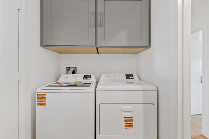 Building Photo - 9632 N 58th Ln