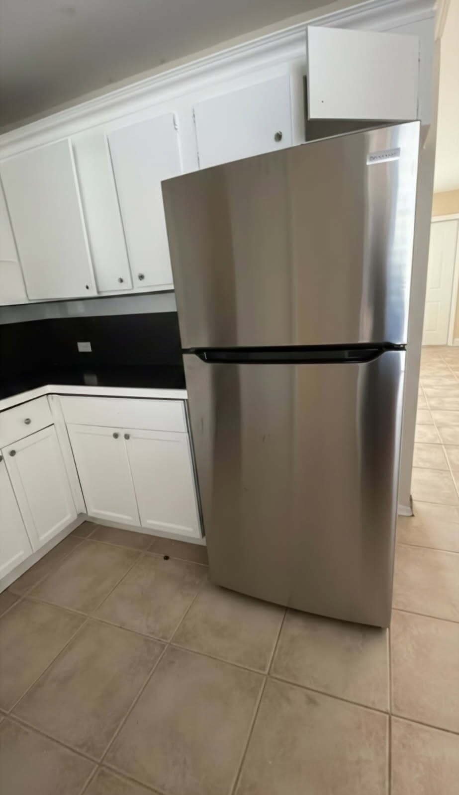 New Refrigerator - 503 Mayflower Ln