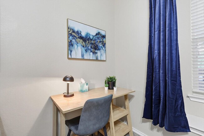 Building Photo - 8304 Timberbrook Ln