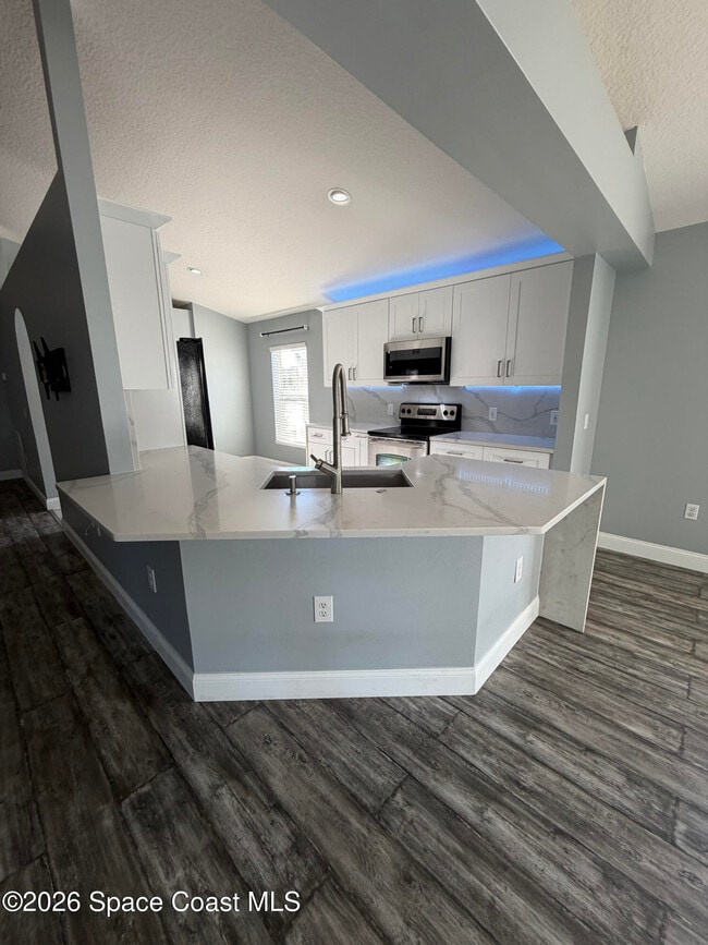 Building Photo - 1398 Mycroft Dr