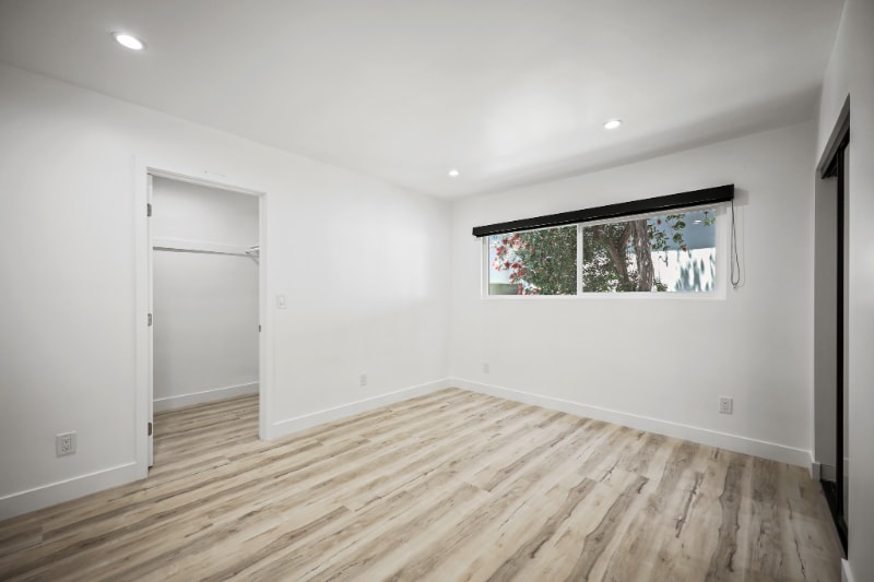 Building Photo - 111 Normandie Ave