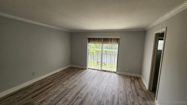 Building Photo - 360 Canal S Point