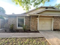 Building Photo - 2036 Redwing Way