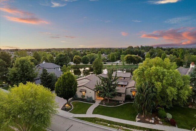 Building Photo - Resort Living in Desirable Eagle Idaho