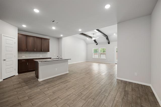 Building Photo - 716 Big Bnd Pkwy