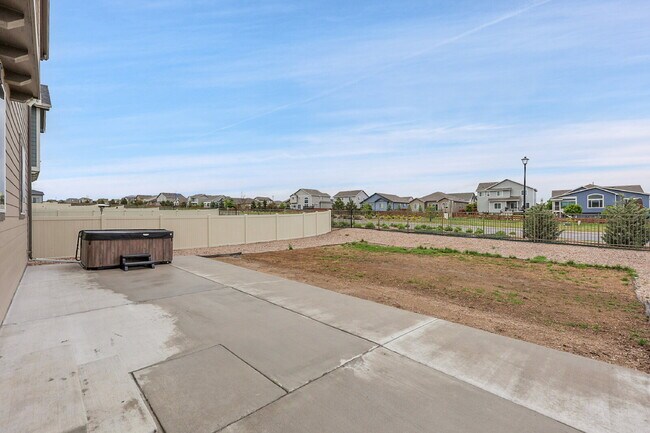 Building Photo - $2,645 - 3 Bed, 2.5 Bath Home with Fenced ...