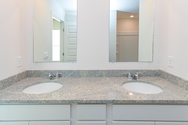 Building Photo - 130 Nettle Leaf Dr