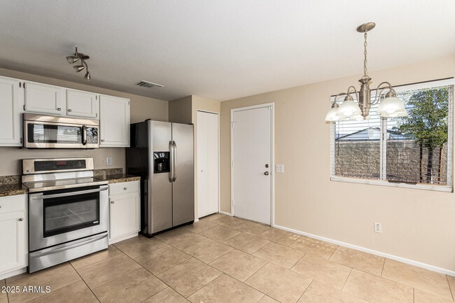 Building Photo - 2133 N Apollo Ct